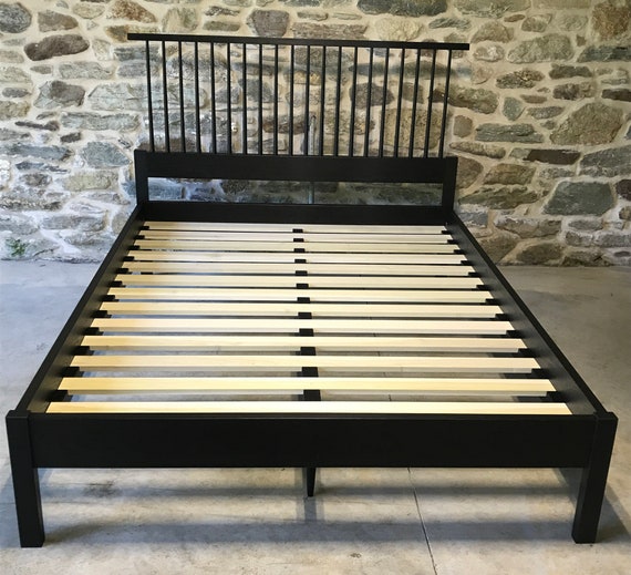 Black cheap spindle headboard