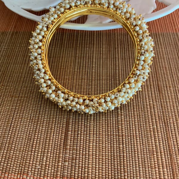 Bangle Slip on Cluster Seed Bead Faux Pearl Gold Tone Ethnic