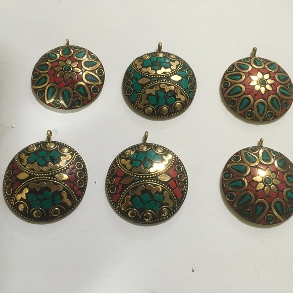Tibetan Brass Gold Tone Inlay Chip Stones Pendant Never Used