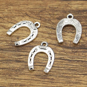 20pcs Horseshoe Charms Good Luck Charms Antique Silver Tone 16x21mm cf2601 image 2