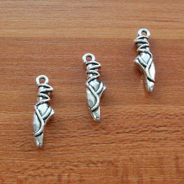 30pcs Ballet Slipper Charms Shoe Charms Antique Silver Tone 24x7mm cf0483