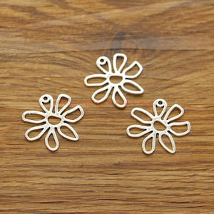 25pcs Hollow Flower Charms Double Sided Cut-out Charm Earring Necklace Bracelet Jewelry Findings Antique Silver Tone 25x24mm cf5005