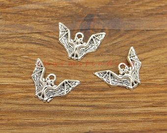 20pcs Bat Charms Halloween Charm Antique Silver Tone 23x17mm cf4873