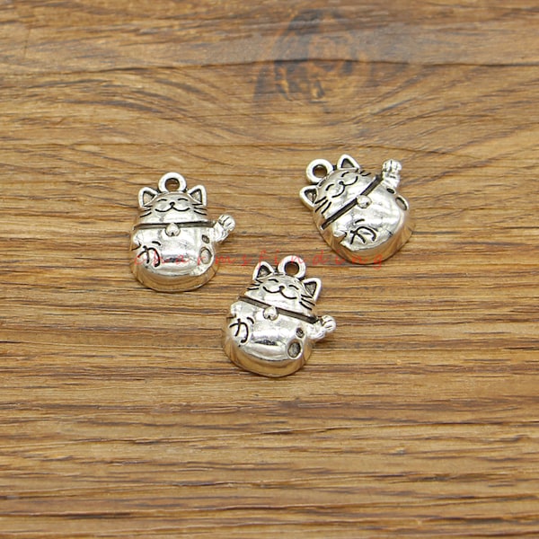 20pcs Lucky Cat Charms Good Fortune Kitty Maneki Neko Charm Pendants Antique Silver Tone 15x18mm cf5016