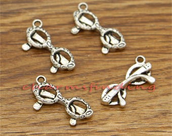 30pcs Eyeglasses Charms Spectacles Charm GlassesCharm Antique Silver Tone 20x10mm cf0097