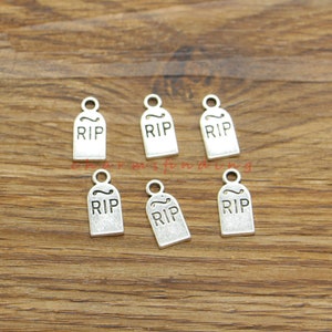 50pcs Rip Charm Halloween Vakantie Grafsteen Grafsteen Charms Bulk Groothandel Antieke Zilveren Toon 8x17mm cf4522