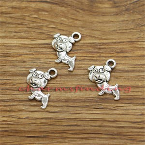 30 Stück Hund Charms Tier Charms Antik Silber Ton 12x17mm cz3443