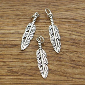 30pcs Feather Charms Without Jumpring Antique Silver Tone 30x8mm cf1902