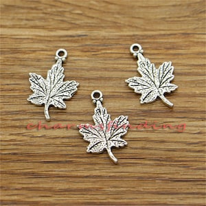 30 Stück Ahornblatt Charms Blatt Charms Antik Tibet Silber Ton 15x23mm sf3417