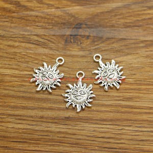 20pcs Sun Charms Celestial Charms Antique Silver Tone 19x25mm cf5201