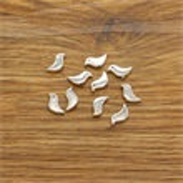 50pcs Small Bird Beads Spacers Loose Metal Beads 1mm hole Jewelry Beads Antique Silver Tone 6x15x2mm 1mm hole cf4854