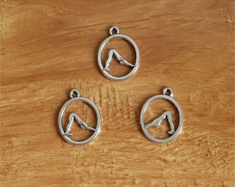 50pcs Gymnastics Charms Double Sided Charms Antique Silver Tone 16x19mm cf0423
