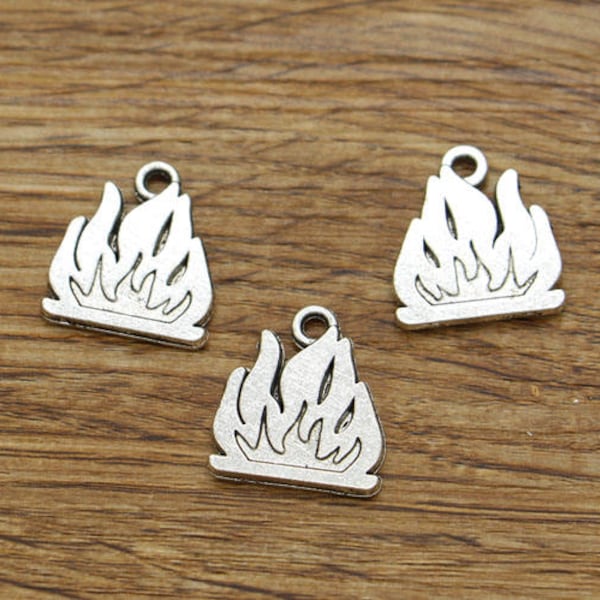 20pcs Flame Charms Blaze Fire Charm 2 Sided Antique Silver Tone 17x19mm cf1779