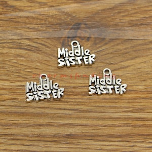 20pcs Middle Sister Sis Charms Familia Love Charm Word Antique Silver Tone 19x14mm cf4427