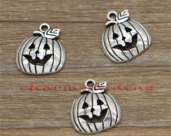 30 pezzi Ciondoli Zucca Halloween Ciondolo Argento Antico 18 x 16 mm cf0227