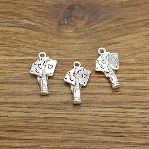 20 sztuk Hand Poker Charms Karty do gry Charms Antyczny odcień srebra 15 x 25 mm cf4492