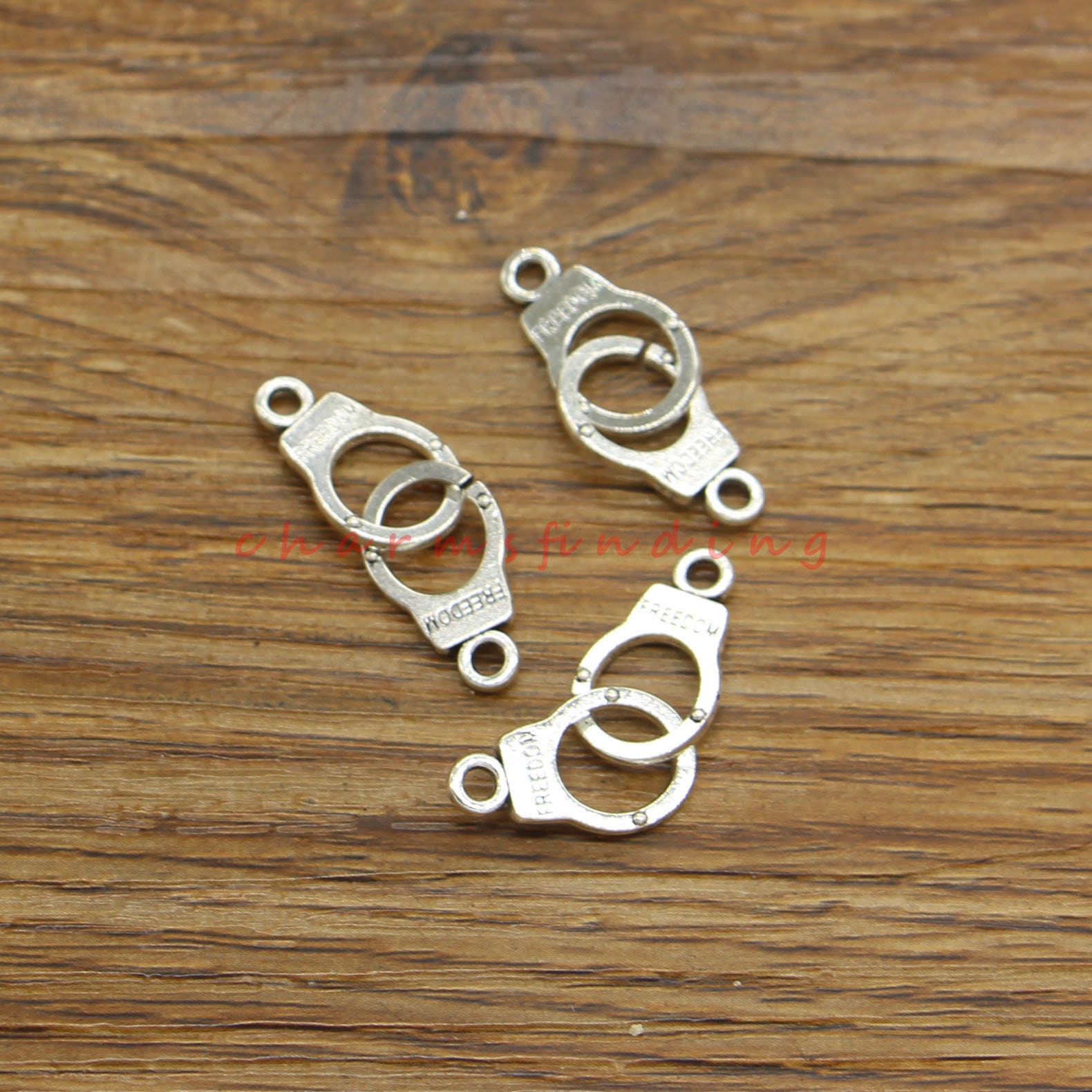 20pcs Handcuff Charms Freedom Charm Linked Together Antique Silver Tone 10x29mm cf4413
