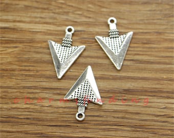 25pcs Arrowhead Arrow Head Charms Spear Head Charms Antique Silver Tone 15x23mm cf3557