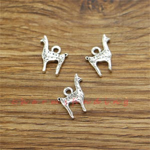 25 Stück Lama Charms Alpaka Charms Antik Silber Ton 13x17mm ref3645