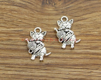 15pcs Kitten and Yarn Ball Charm Animal Cat Charm Antique Silver Tone 23x31mm cf4583