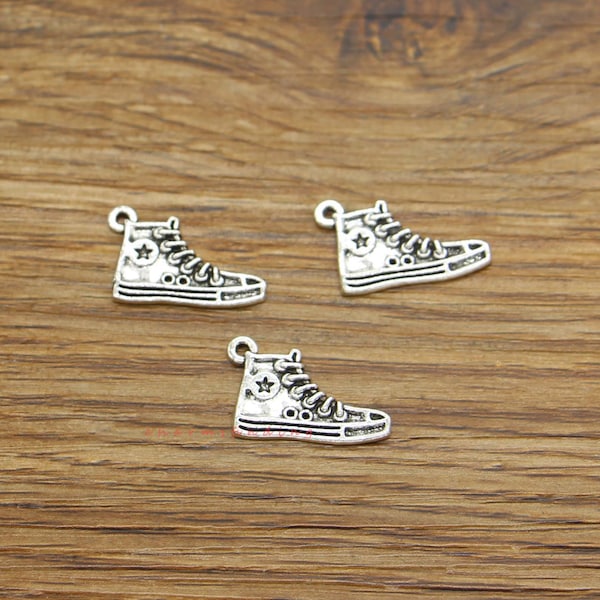 40pcs Sneaker Charms Running Shoe Charms Antique Silver Tone 12x19mm cf4044