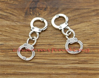 20pcs Handcuff Charms Freedom Charm Linked Together Antique Silver Tone 12x31mm cf3389