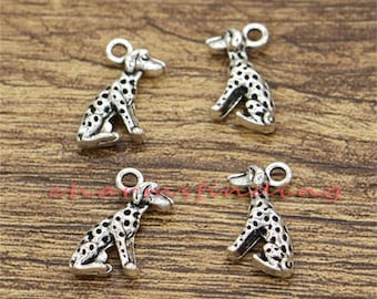 30個 犬チャーム アンティークシルバートーン 動物 ダルメシアンチャーム 10 x 17 mm 1994