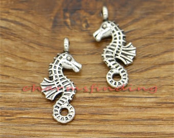 30pcs Sea Horse Charms Seahorse Charms 2 Sided Charms Antique Silver Tone 11x24mm cf0582