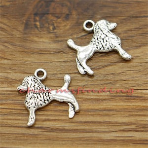 20 Stück Hund Charms Tier Charme Antik Silber Ton 19 x 20 mm sf2076