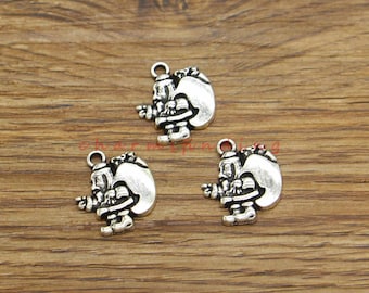 25pcs Santa Charms Christmas Holiday Gift Charm Antique Silver Tone 16x18mm cf4278