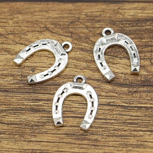 20pcs Horseshoe Charms Good Luck Charms Antique Silver Tone 16x21mm cf2601 image 1