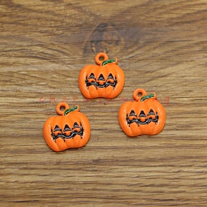 10pcs Pumpkin Charms Enamel Charms Halloween Charm 18x20mm cf4201