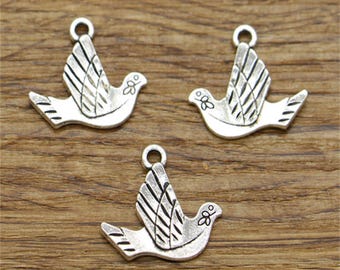 30pcs Peace Dove Charms Two Sided Bird Charm Antique Silver Tone 21x19mm cf2484