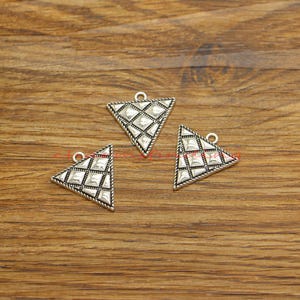 15pcs Triangle Charms Geometric Rhombus Charm Pendants Diy Jewelry Making Antique Silver Tone 21x22mm cf5188