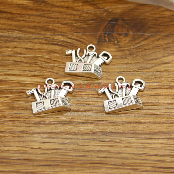 15pcs Toolbox Charms Pendants Tool Set Saw Hammer Charms Craft Supplies Antique Silver Tone 22x17mm cf4699