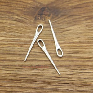 30pcs Sewing Needle Charms Sewing Charms Antique Silver Tone 6x39mm cf4018
