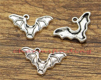 30pcs Bat Charms Halloween Charm Antique Silver Tone 24x15mm cf2610
