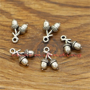30pcs Acorn Charms Nut Charms 3D Charms Antique Silver Tone 17x12mm cf0299
