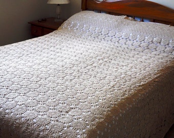 Crocheted Cotton Ecru Medallion Bedspread, Vintage Handmade Mexico, Double/Queen Crochet Coverlet