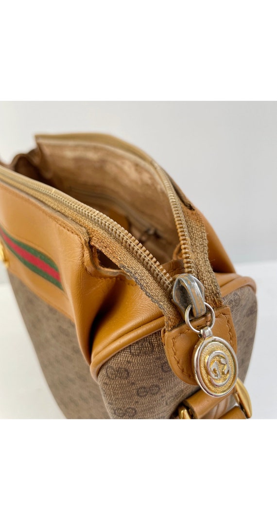 Buy Gucci 1980s Vintage GG Monogram Tan Leather Crossbody Buy Gucci 1980s Vintage GG Monogram Tan Leather Crossbody