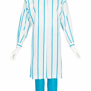 Conjunto de túnica y pantalón de lino azul y blanco a rayas vintage de Guy Laroche, primavera/verano 1986, talla XS
