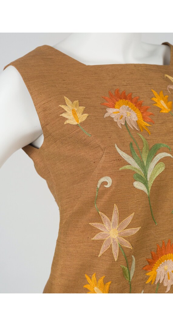 Delhiwala 1960s Vintage Floral Embroidered Raw Si… - image 3