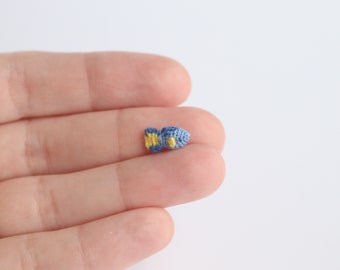 Micro Crochet Dory -Single- Blue Tang Miniature Amigurumi Art