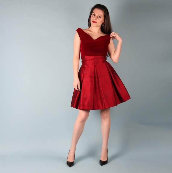 80s 90s Vintage Ruby Red Dress // Velvet Pleated … - image 3