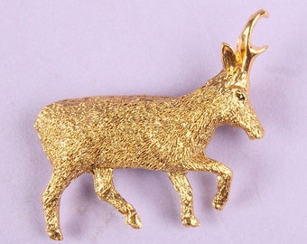 Vintage Costume Jewellery Gold Brooch Badge Pin Deer