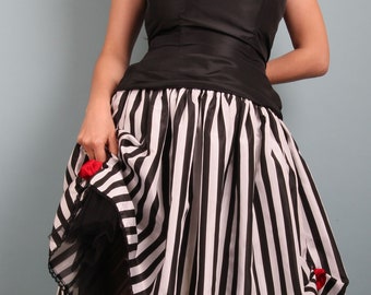 Vintage Prom Dress // 80s Vintage Rose B&W Stripe Mini Dress // Quirky Strapless Sweetheart Neckline Dress // XS S