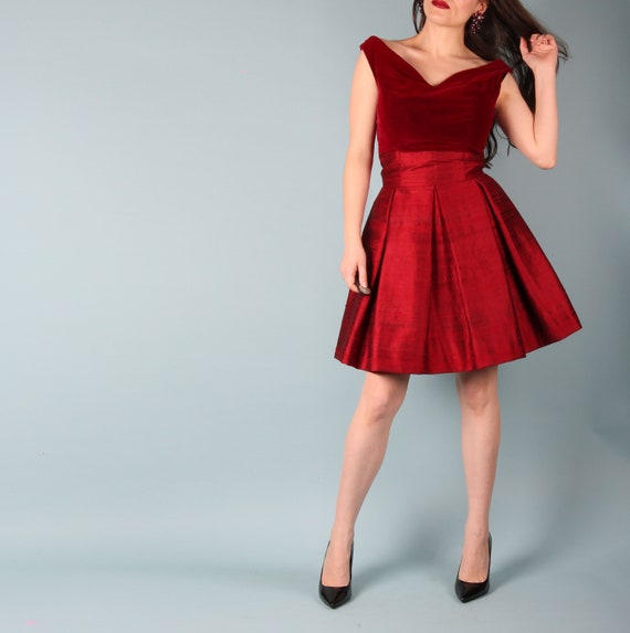 80s 90s Vintage Ruby Red Dress // Velvet Pleated … - image 2