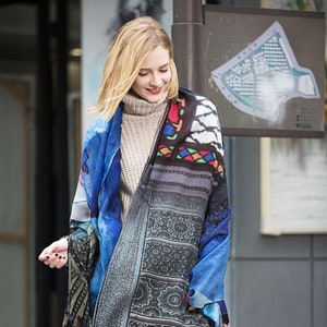 Castle-Print Pure Cashmere Scarf