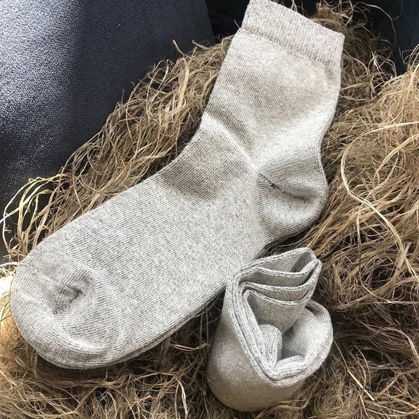 Organic hemp knitted socks