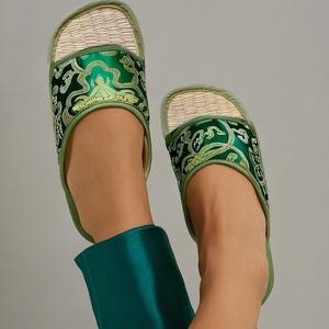 Tatami Flax Slippers – Naturally Refreshing